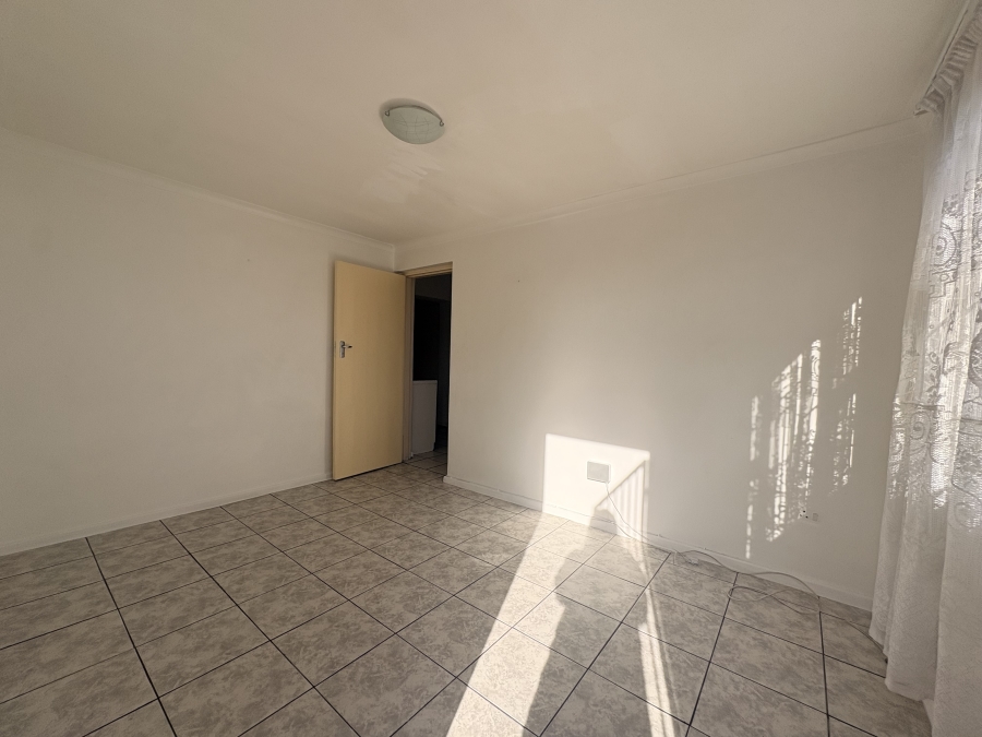 To Let 1 Bedroom Property for Rent in Belthorn Estate Western Cape